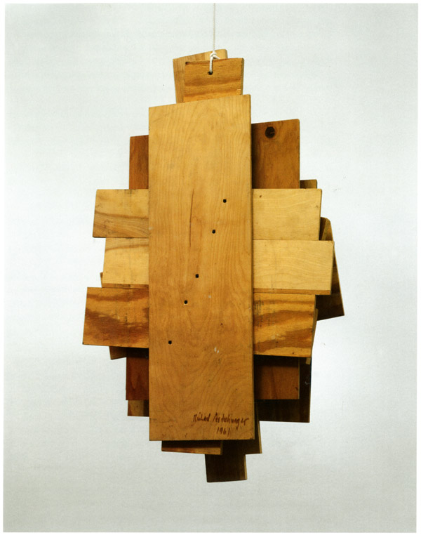 Richard Artschwager Portrait Zero, 1961  Wood, screws, and rope 114,9 x 68,7 x 14 cm  Sammlung Michalke, Germany  © Estate of Richard Artschwager, VEGAP, Bilbao, 2020 