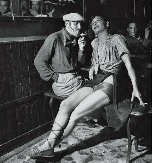 Dans un bar à Pigalle, Paris 1938 Photos Émile Savitry courtesy Sophie Malexis 