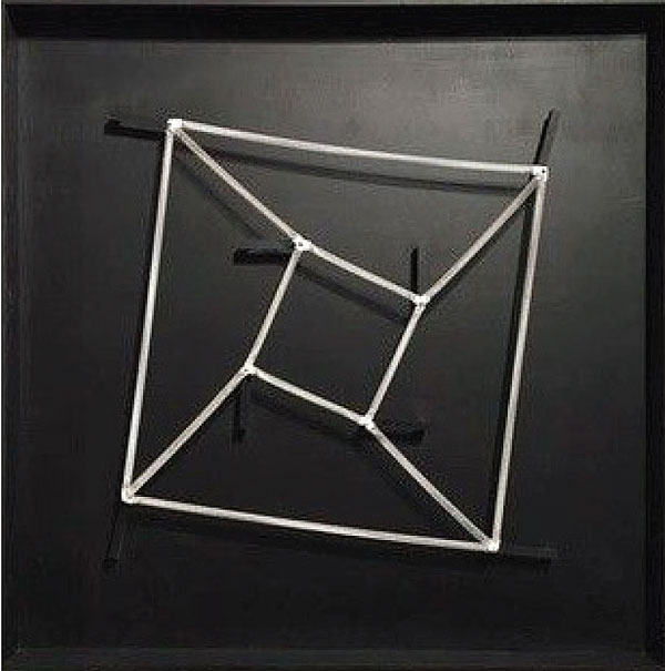 Organisme géométrique 3, 2006 100 x 100 x 15 cm ® Courtesy Roger Vilder