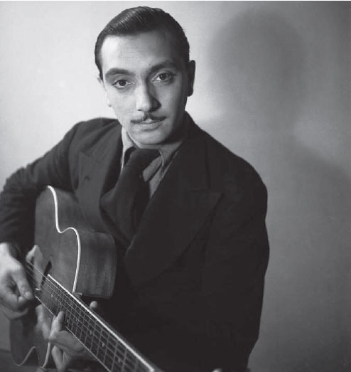 Emile Savitry Django Reinhardt Paris 1933